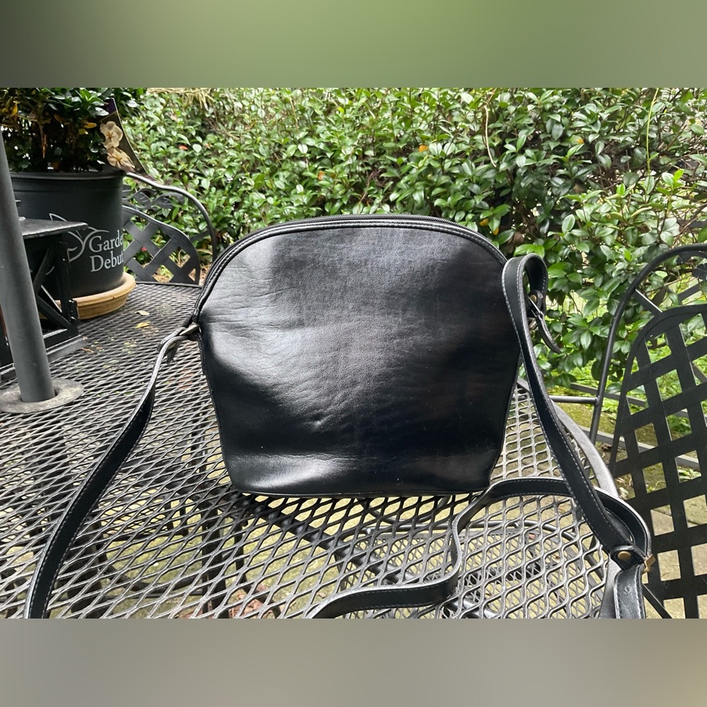 Nice Weaved Vegan Leather Adjustable Strap Crossbody/Shoulder Bag! - Picture 8 of 14